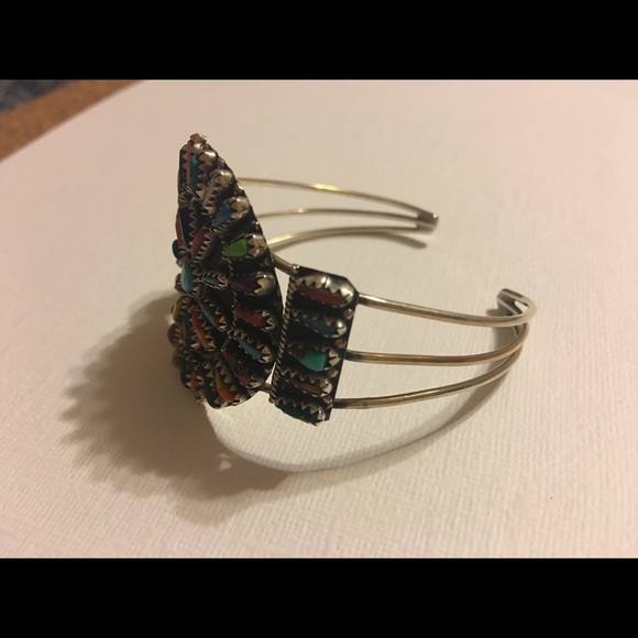 Handcuff l/ bangle bracelet - Picture 4 of 8